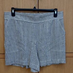 +SZ NWT Black/White SZ 1X Shorts By Max Studio